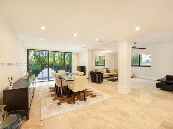 2301 Tigertail Ave, Coconut Grove FL 33133