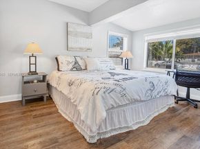 2450 NE 18th St, Pompano Beach FL 33062