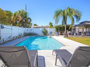 2450 NE 18th St, Pompano Beach FL 33062