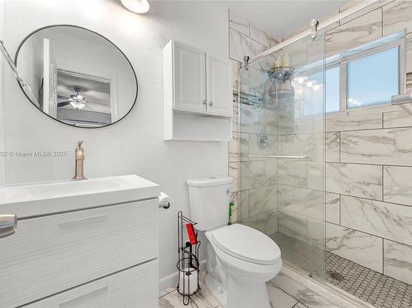5716 NW 86th Ave, Tamarac FL 33321