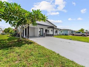 5716 NW 86th Ave, Tamarac FL 33321
