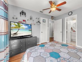 5716 NW 86th Ave, Tamarac FL 33321