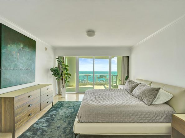 2627 S Bayshore Dr 1806, Miami FL 33133