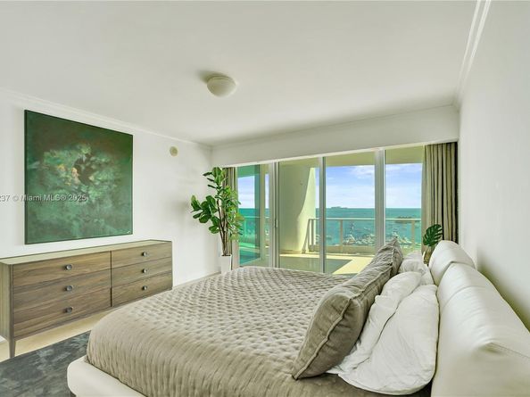 2627 S Bayshore Dr 1806, Miami FL 33133