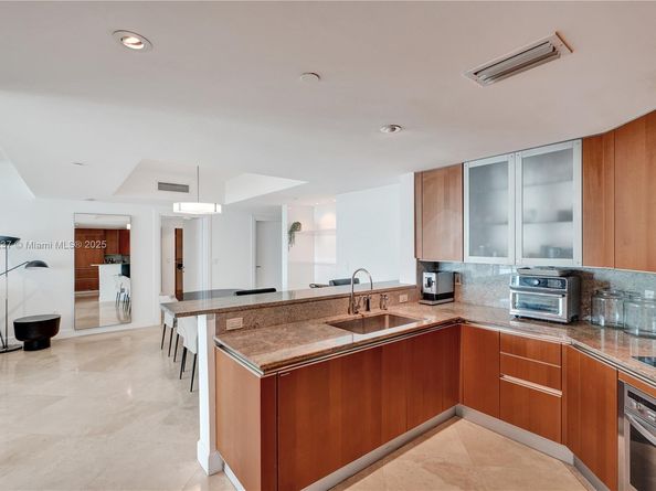 2627 S Bayshore Dr 1806, Miami FL 33133