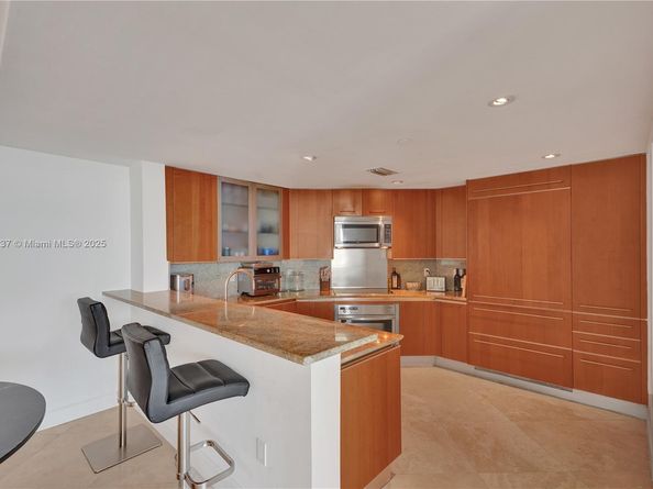 2627 S Bayshore Dr 1806, Miami FL 33133