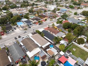 875 E 29th St, Hialeah FL 33013