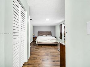 875 E 29th St, Hialeah FL 33013