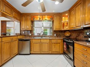 9940 SW 23rd St, Miami FL 33165