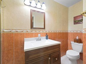 9940 SW 23rd St, Miami FL 33165