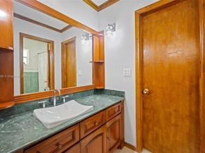 9940 SW 23rd St, Miami FL 33165