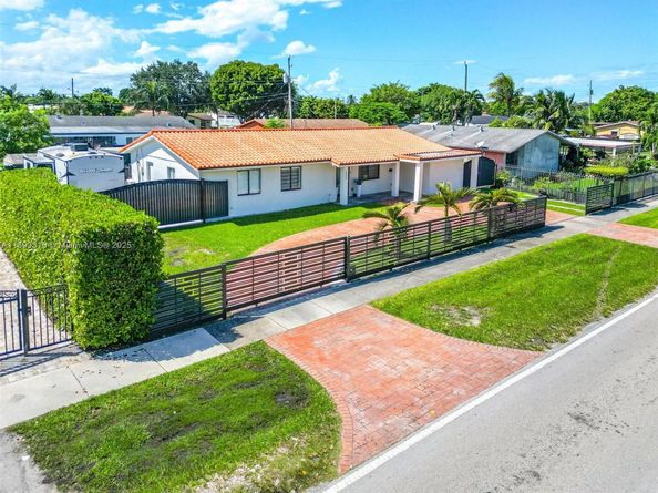 4020 SW 122nd Ave, Miami FL 33175