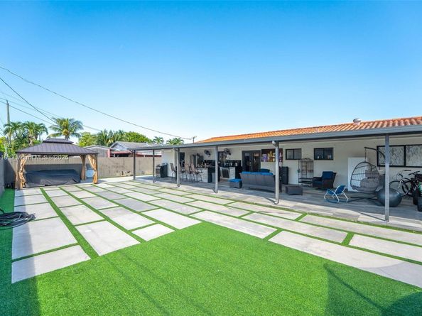 4020 SW 122nd Ave, Miami FL 33175