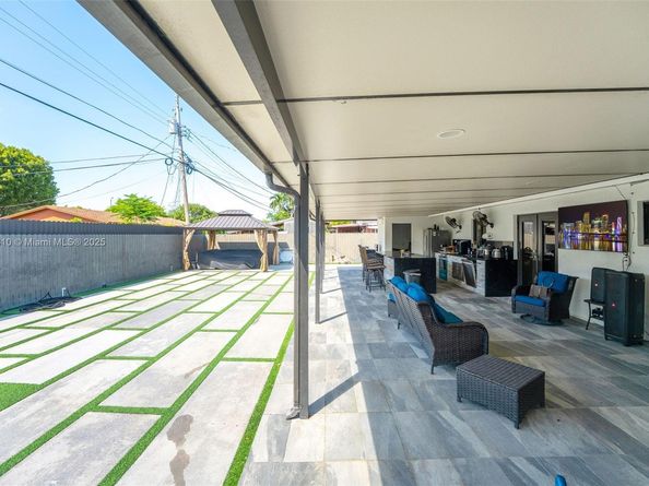 4020 SW 122nd Ave, Miami FL 33175