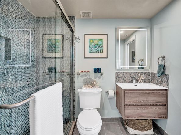 6051 N Ocean Dr 404, Hollywood FL 33019