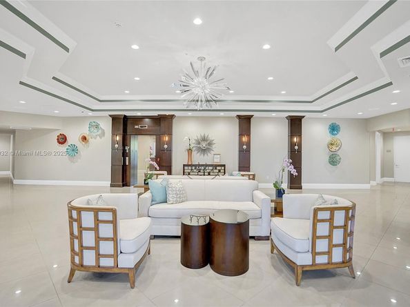 6051 N Ocean Dr 404, Hollywood FL 33019
