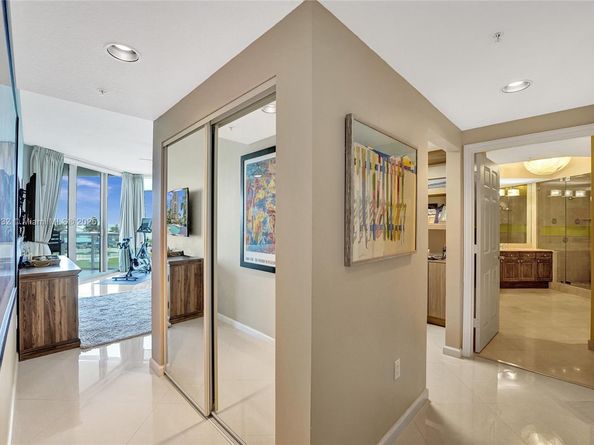 6051 N Ocean Dr 404, Hollywood FL 33019