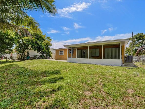 4331 NW 27th St, Lauderhill FL 33313