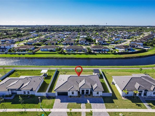 19080 SW 133 ct, Miami FL 33177