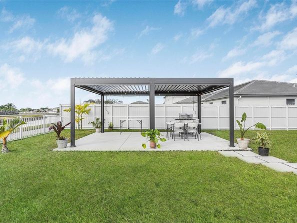 19080 SW 133 ct, Miami FL 33177