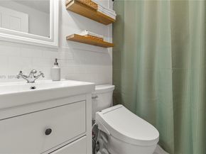 6315 SW 42nd St, South Miami FL 33155