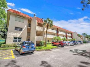 150 S Hollybrook Ter 101, Pembroke Pines FL 33025