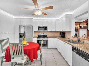 150 S Hollybrook Ter 101, Pembroke Pines FL 33025