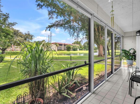 150 S Hollybrook Ter 101, Pembroke Pines FL 33025