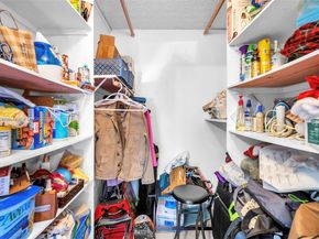 150 S Hollybrook Ter 101, Pembroke Pines FL 33025