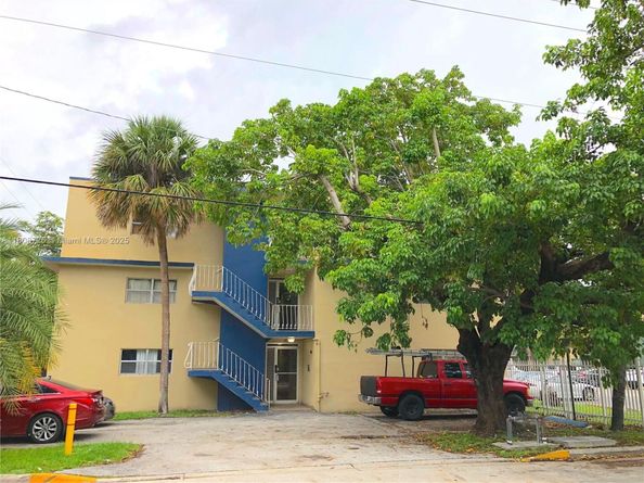 4301 NW South Tamiami Canal Dr 3209, Miami FL 33126