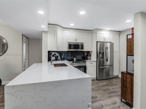 2768 Carambola Cir S 401, Coconut Creek FL 33066