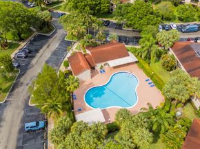 2768 Carambola Cir S 401, Coconut Creek FL 33066
