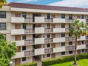 2768 Carambola Cir S 401, Coconut Creek FL 33066