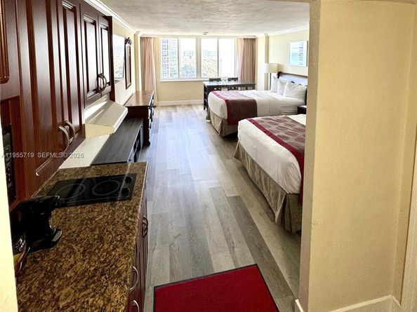 19201 Collins Ave 1103, Sunny Isles Beach FL 33160