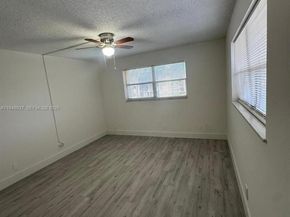 8051 S Colony Cir S 210, Tamarac FL 33321