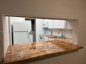 8051 S Colony Cir S 210, Tamarac FL 33321