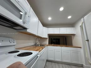 8051 S Colony Cir S 210, Tamarac FL 33321