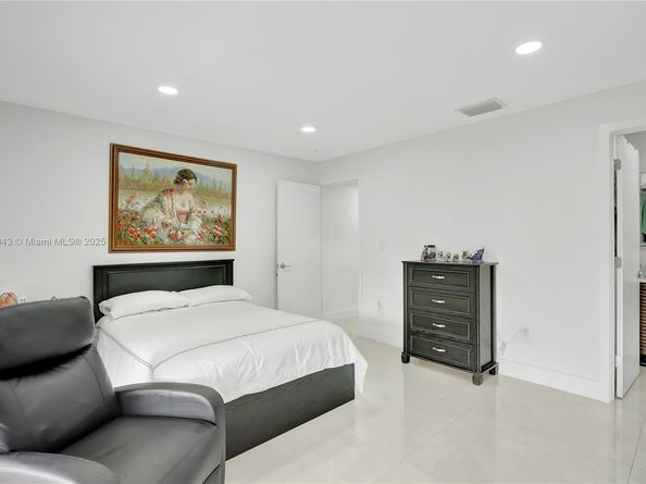 8720 SW 103rd Ave 8720, Miami FL 33173