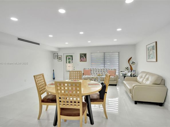 8720 SW 103rd Ave 8720, Miami FL 33173