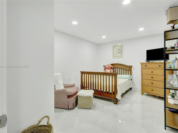 8720 SW 103rd Ave 8720, Miami FL 33173