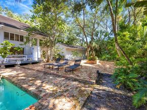 5600 Oakwood Ln, Coral Gables FL 33156