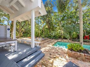 5600 Oakwood Ln, Coral Gables FL 33156