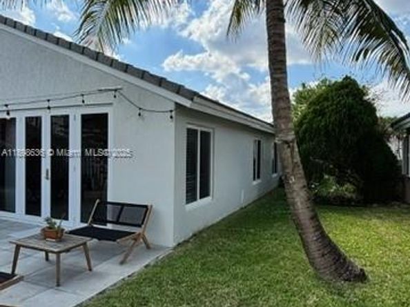 1145 NW 174th Ave, Pembroke Pines FL 33029