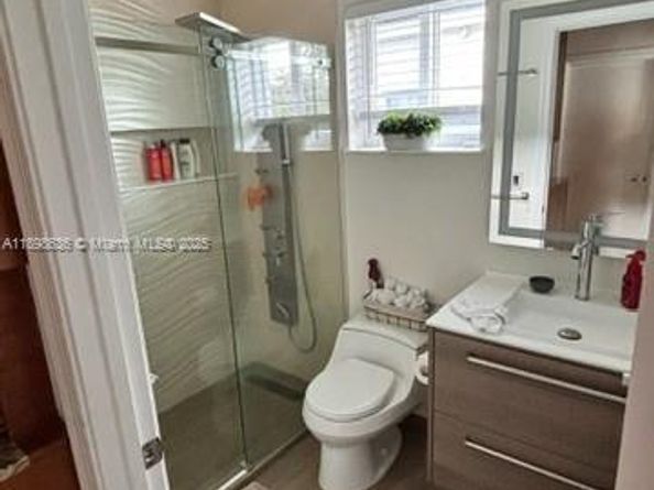 1145 NW 174th Ave, Pembroke Pines FL 33029