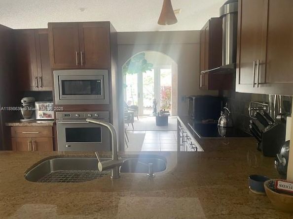 1145 NW 174th Ave, Pembroke Pines FL 33029