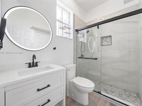 Undisclosed Address #A12007588, Miramar FL 33027