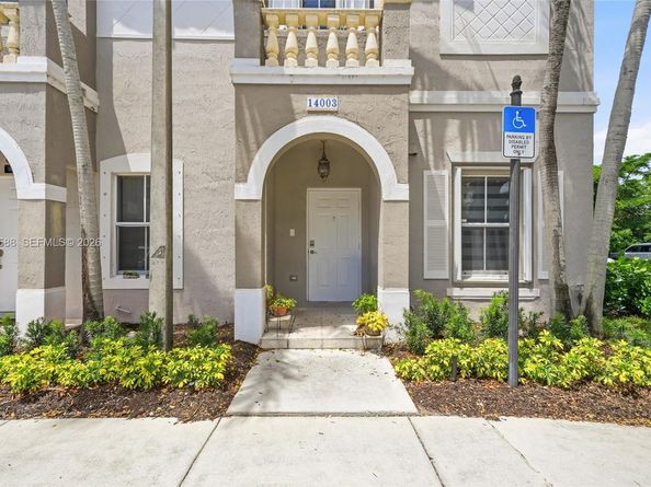 Undisclosed Address #A12007588, Miramar FL 33027
