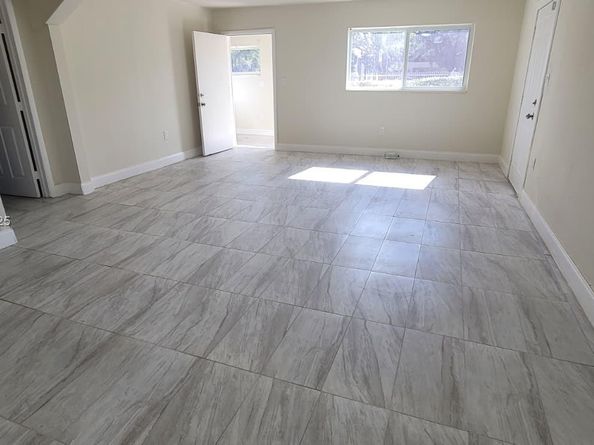 18250 NW 23rd Ave, Miami Gardens FL 33056