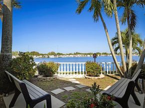 102 Lake Shore Dr, Pembroke Park FL 33009