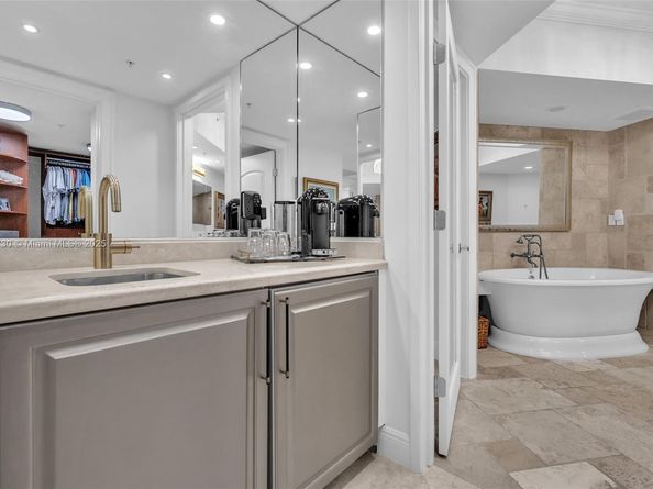 333 Las Olas Way 3706, Fort Lauderdale FL 33301